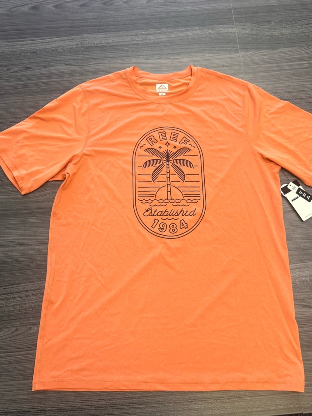 Reef Men's Orange Palm Graphic Short-Sleeve Tee